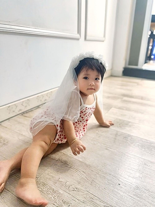 Thanh Trúc - Châu Khải Phong mở tiệc mừng nhật con chung