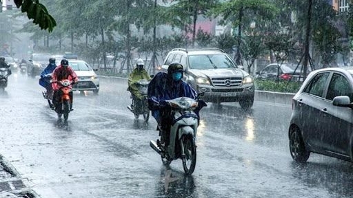 Dự báo thời tiết đêm nay và ngày mai 4/7: Hà Nội và các khu vực trên cả nước