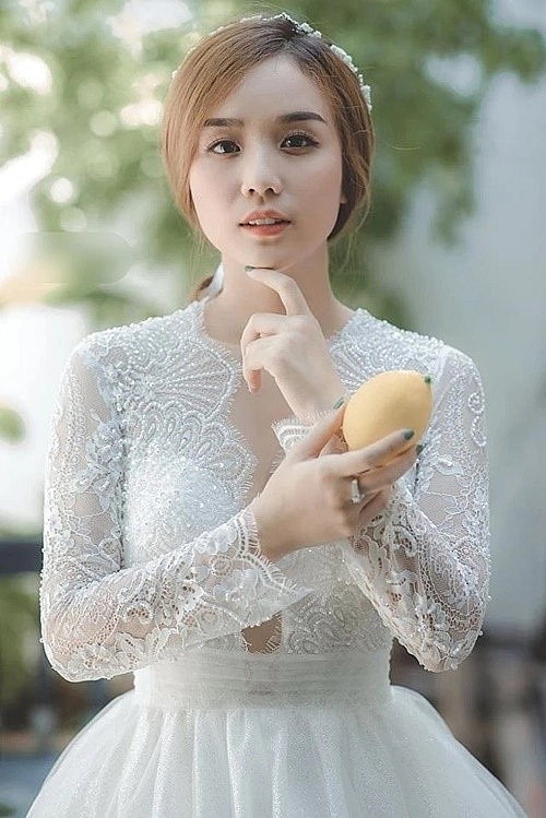 Vợ cũ Hoài Lâm tiết lộ quy định đám cưới