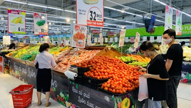 Doanh thu dịch vụ tiêu dùng và bán lẻ hàng hóa 6 tháng năm 2025 tăng 9,3%