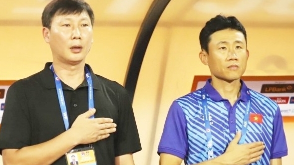 Cựu trợ lý HLV Kim Sang Sik dẫn dắt CLB Thanh Hóa