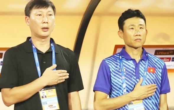 Cựu trợ lý HLV Kim Sang Sik dẫn dắt CLB Thanh Hóa