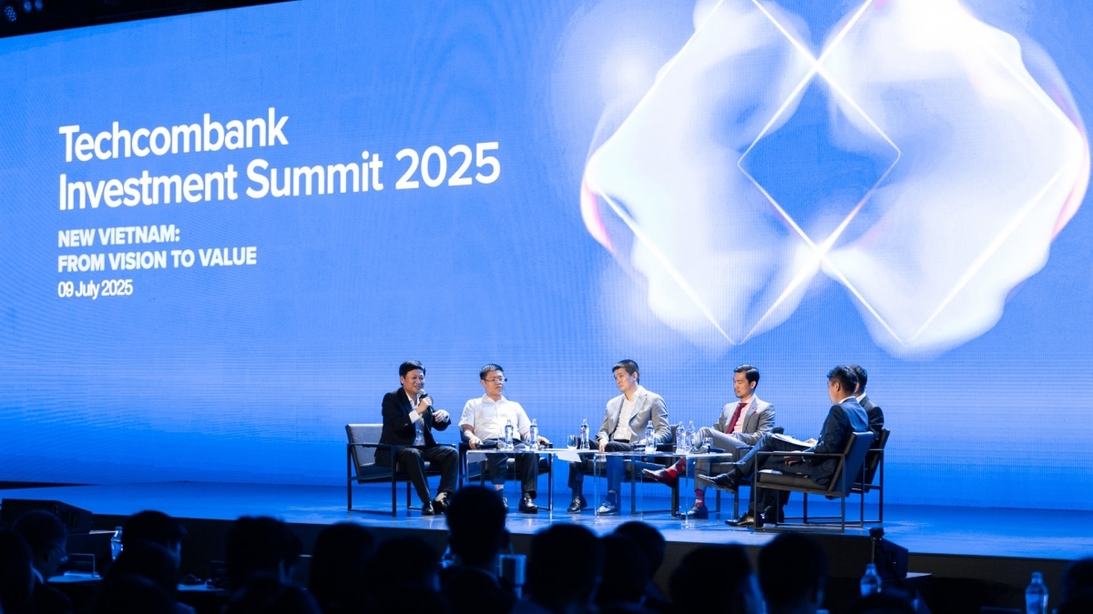 Techcombank khẳng định vai trò dẫn dắt với Investment Summit 2025