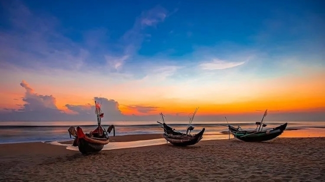 Du lịch Huế đừng quên ghé 5 bãi biển đẹp như tranh vẽ