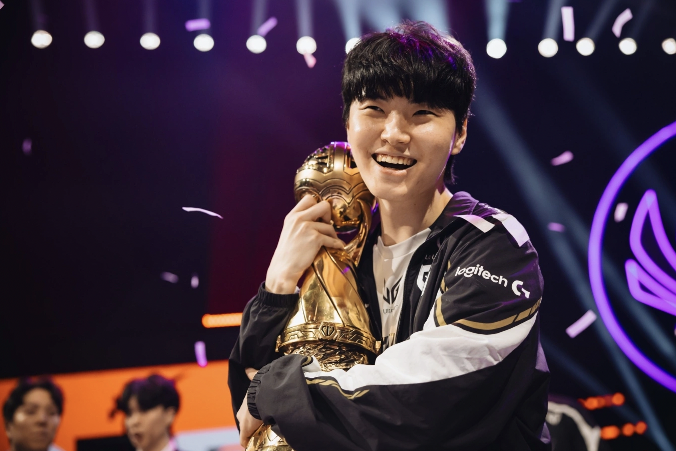 MSI 2025: SKT T1 một lần nữa gục ngã trước Gen.G Esport