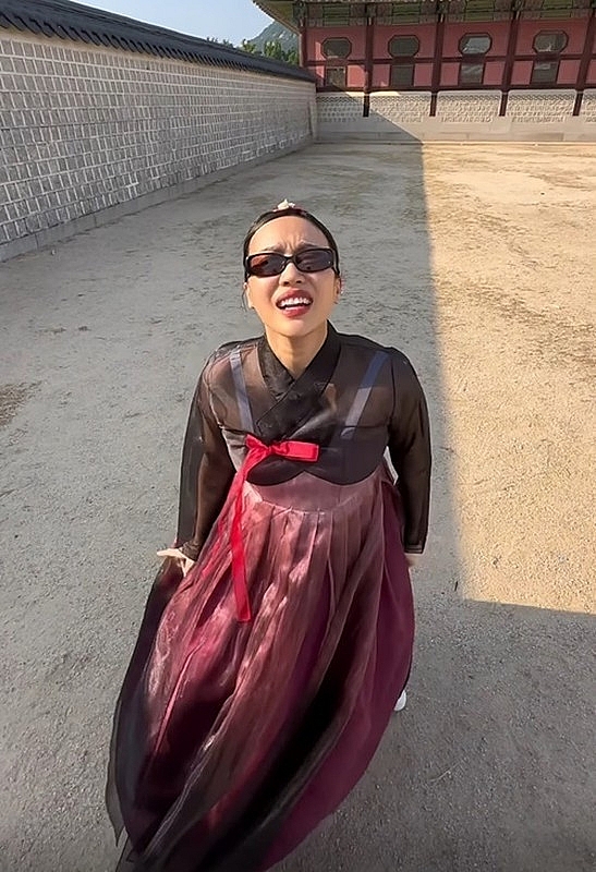 Anh Tú - Diệu Nhi khoe ảnh đi du lịch mừng 10 năm gắn bó