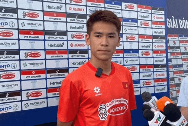 HLV Kim Sang Sik gọi sao trẻ Đông Á Thanh Hóa lên U23 Việt Nam
