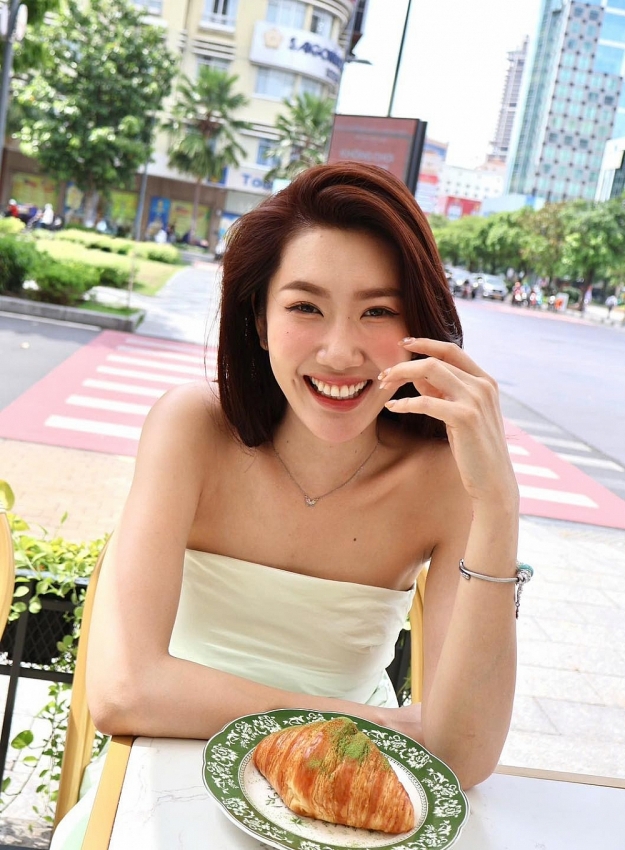 Thuý Ngân từng trượt top Hoa hậu, nay đẹp như Lưu Diệc Phi Thuý Ngân từng trượt top Hoa hậu, nay đẹp như Lưu Diệc Phi