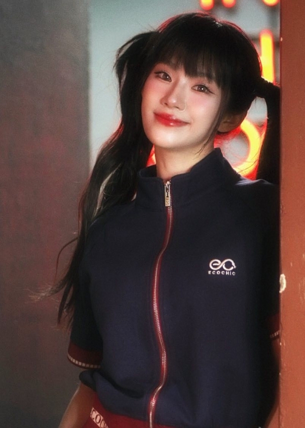 Lương Bích Hữu tuổi 41 xinh như búp bê sau khi giảm 17 kg