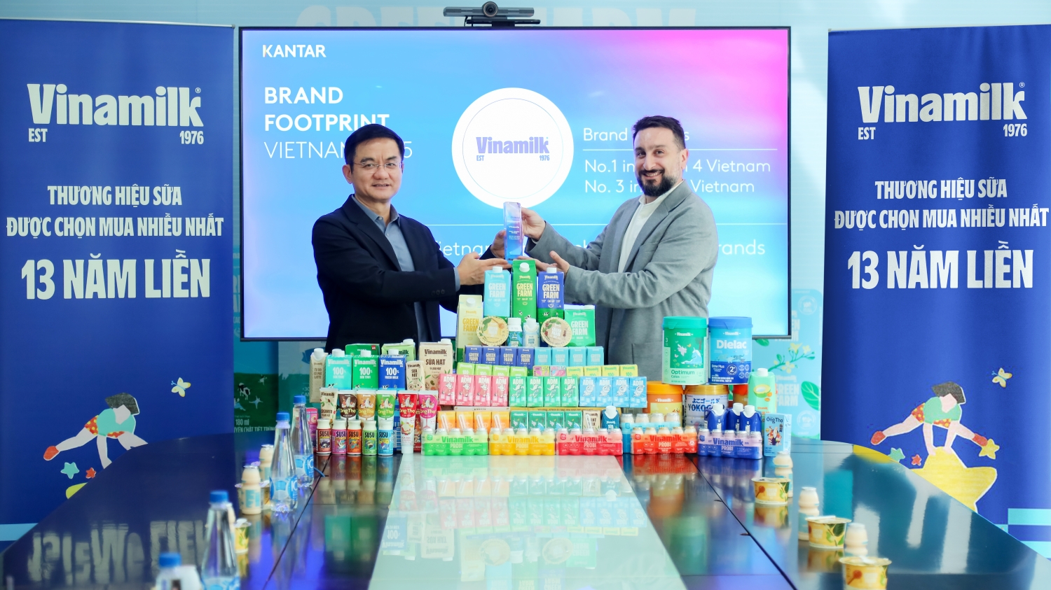 Vinamilk có 5 nhãn hàng thuộc top 10 thương hiệu sữa được chọn mua nhiều nhất