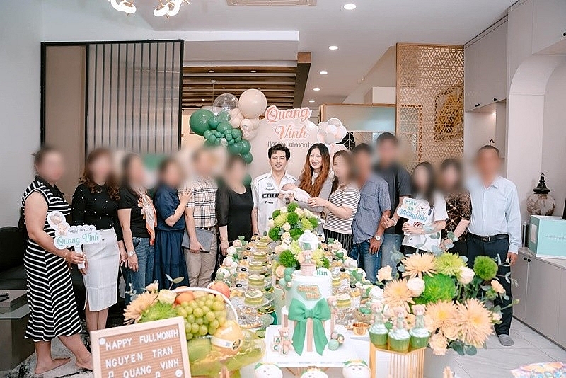 Hồ Quang Hiếu sống sang chảnh, có vợ đẹp con kháu khỉnh