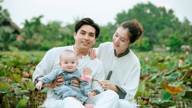 Hồ Quang Hiếu sống sang chảnh, có vợ đẹp con kháu khỉnh