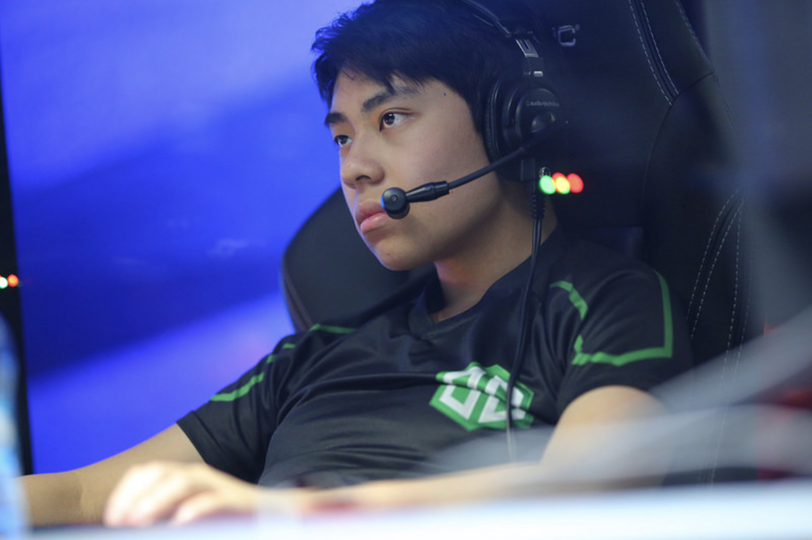 Top 5 tuyển thủ Esports có thu nhập giải đấu cao nhất thế giới