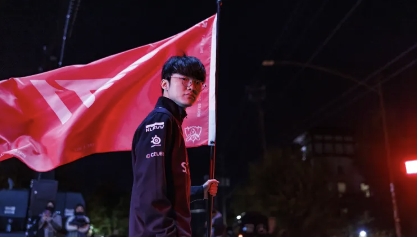 Top 5 tuyển thủ Esports có thu nhập giải đấu cao nhất thế giới