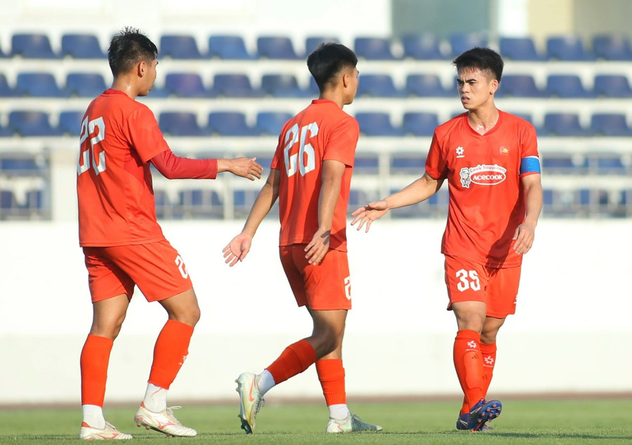Văn Khang và ngưỡng cửa bứt phá