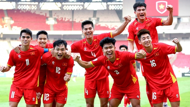 Nghẹt thở lên ngôi