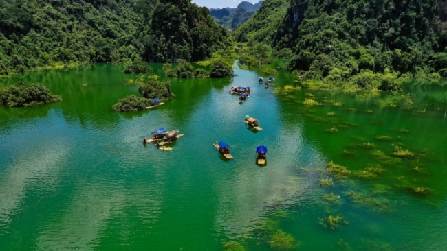 Đồng Lâm mùa nước nổi đẹp như tranh, điểm đến dã ngoại lý tưởng gần Hà Nội