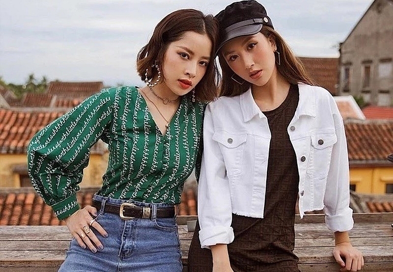Chi Pu - Quỳnh Anh Shyn chụp ảnh chung, liệu có thân thiết trở lại?