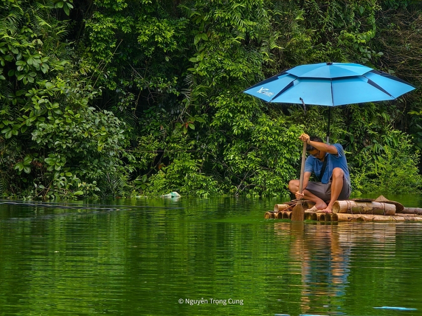 Đồng Lâm mùa nước nổi đẹp như tranh, điểm đến dã ngoại lý tưởng gần Hà Nội