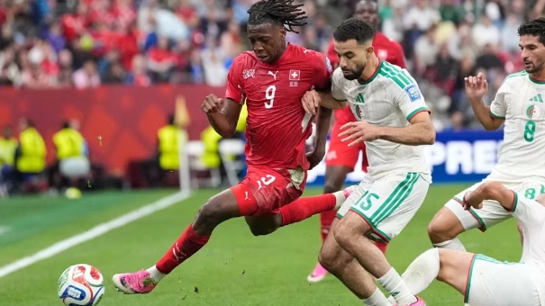 Thụy Sĩ đánh bại Algeria, phá dớp 88 năm ở World Cup