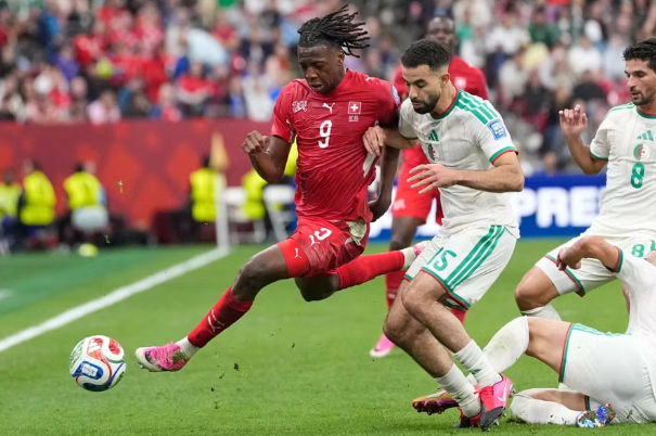 Thụy Sĩ đánh bại Algeria, phá dớp 88 năm ở World Cup