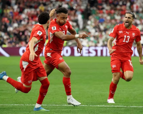 Thụy Sĩ đánh bại Algeria, phá dớp 88 năm ở World Cup