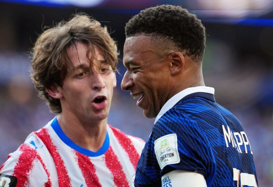 Kylian Mbappe và nụ cười ngạo nghễ trước 'bẫy' tâm lý của Paraguay tại World Cup 2026