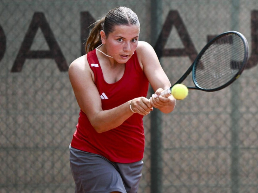 Tài năng trẻ Ida Wobker bị xử thua tại Wimbledon 2026 sau sự cố ném vợt