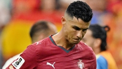 World Cup 2026: Giá vé lao dốc 60% sau khi Ronaldo và Bồ Đào Nha bị loại