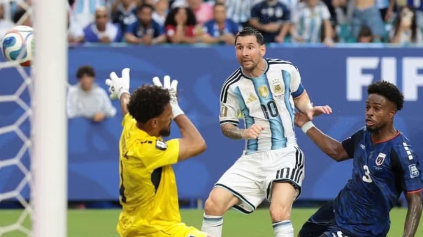 Messi sáng cửa đoạt Quả bóng Vàng thứ 9