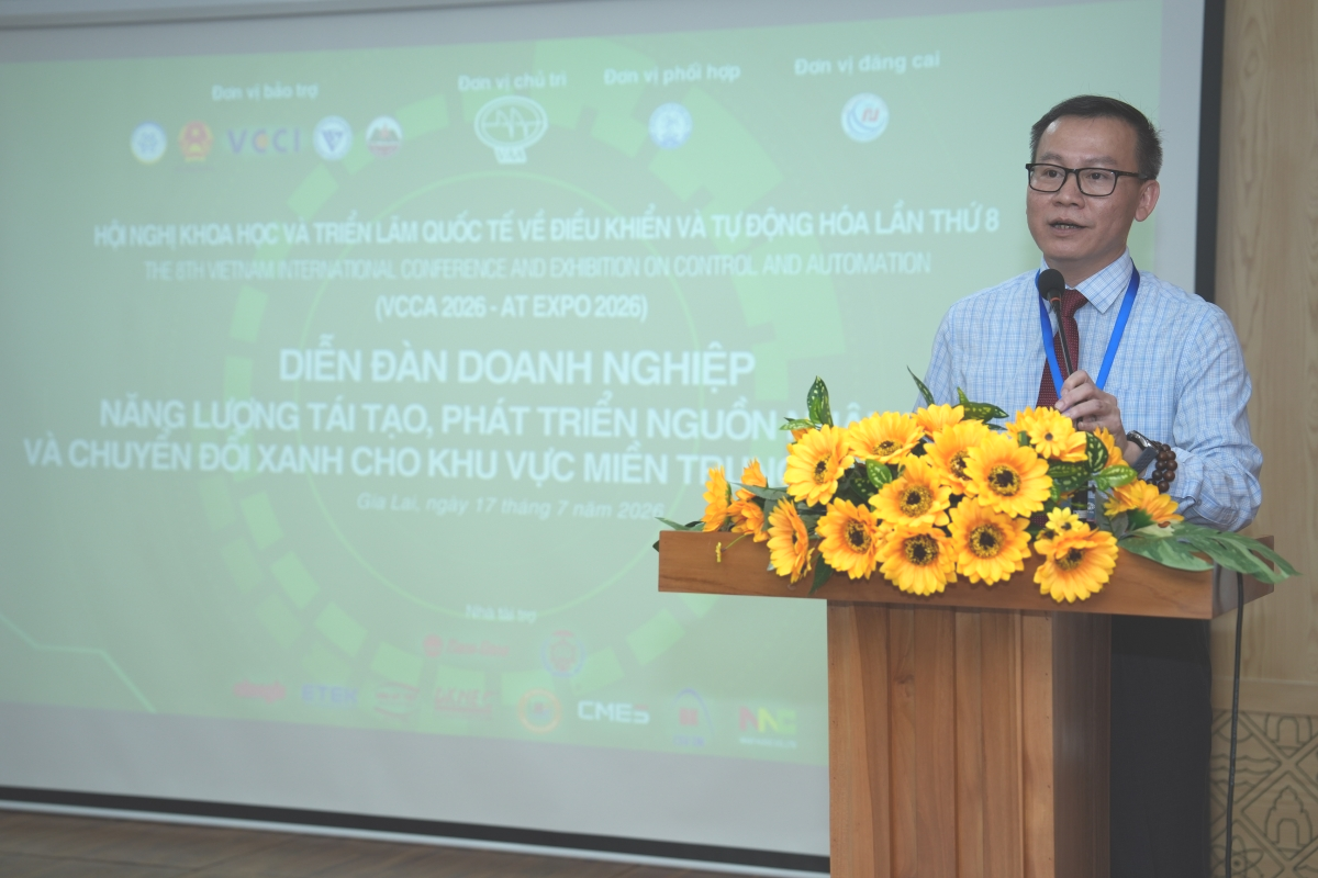 TS. Đỗ Nguyên Hưng - Tổng Thư ký VAA phát biểu tại Diễn đàn Doanh nghiệp trong khuôn khổ VCCA 2026. Ảnh: Tùng Lâm