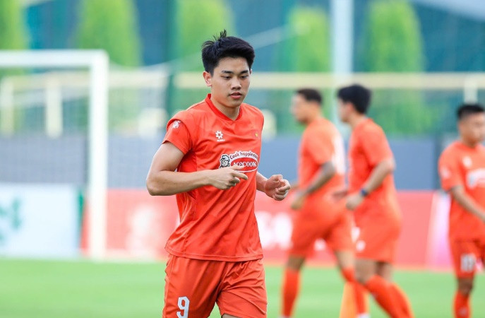 Đình Bắc chốt tương lai dài hạn tại CAHN và cuộc thanh lọc đội hình của Bắc Ninh Đình Bắc chốt tương lai dài hạn tại CAHN và cuộc thanh lọc đội hình của Bắc Ninh