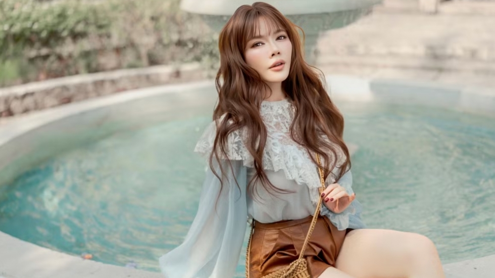Lý Nhã Kỳ nói đang rất hạnh phúc, tiết lộ điều quý hơn tài sản