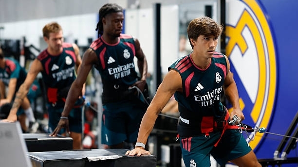 Real Madrid tạm đóng cửa chuyển nhượng: Chỉ đón siêu sao nếu có người rời đi