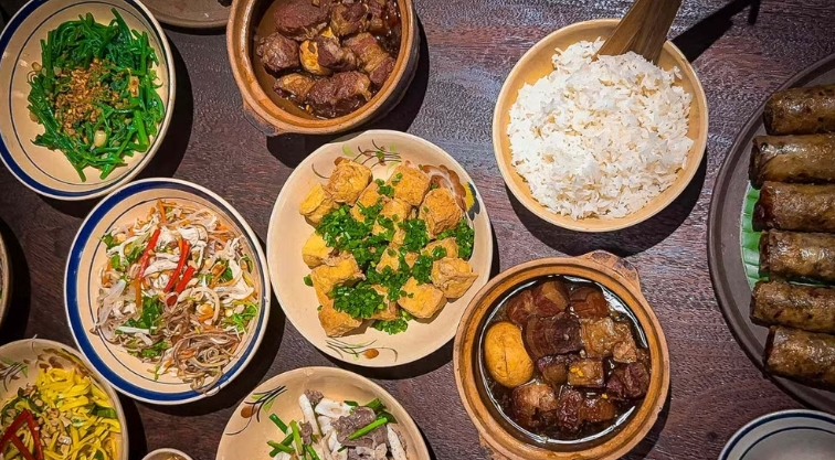 Hành trình khám phá ẩm thực Việt Nam của du khách quốc tế