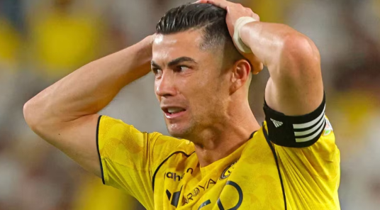 Al Nassr khủng hoảng, tương lai Ronaldo bị đặt dấu hỏi