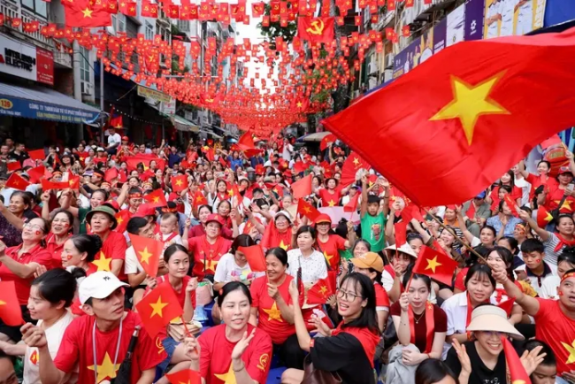 Cán bộ, công chức được nghỉ 5 ngày liên tục dịp Quốc khánh 2/9 năm 2026