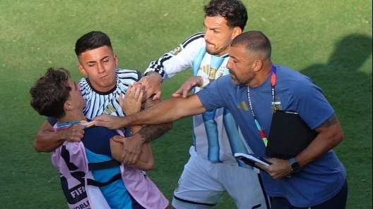 FIFA điều tra 3 thành viên tuyển Argentina với ‘tội danh rất nặng’