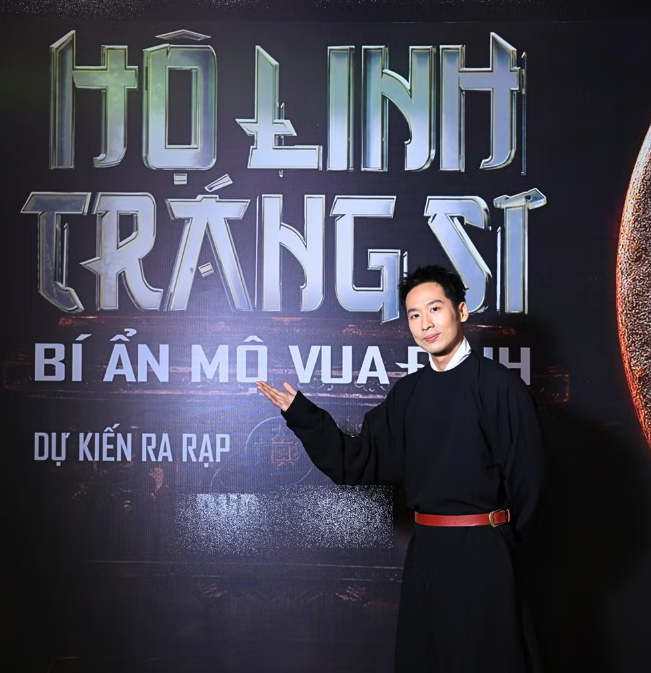 Johnny Trí Nguyễn tin Tuấn Trần trong phim mới sẽ khiến khán giả bất ngờ