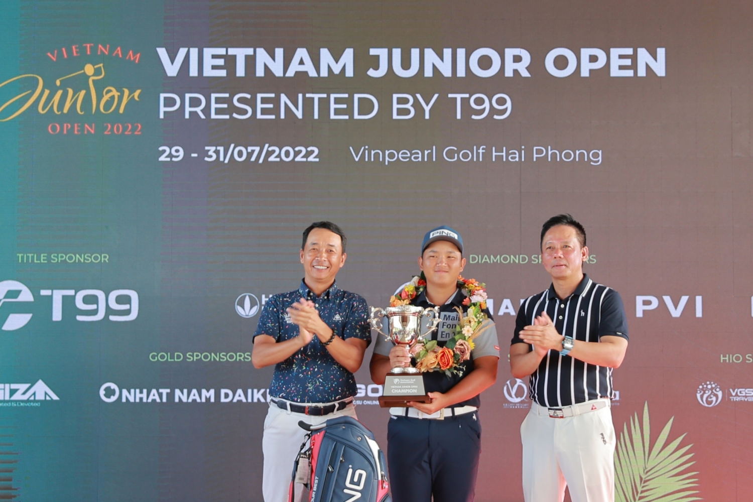 Golfer 15 tuổi Nguyễn Anh Minh vô địch Giải golf trẻ quốc gia mở rộng - Cup T99