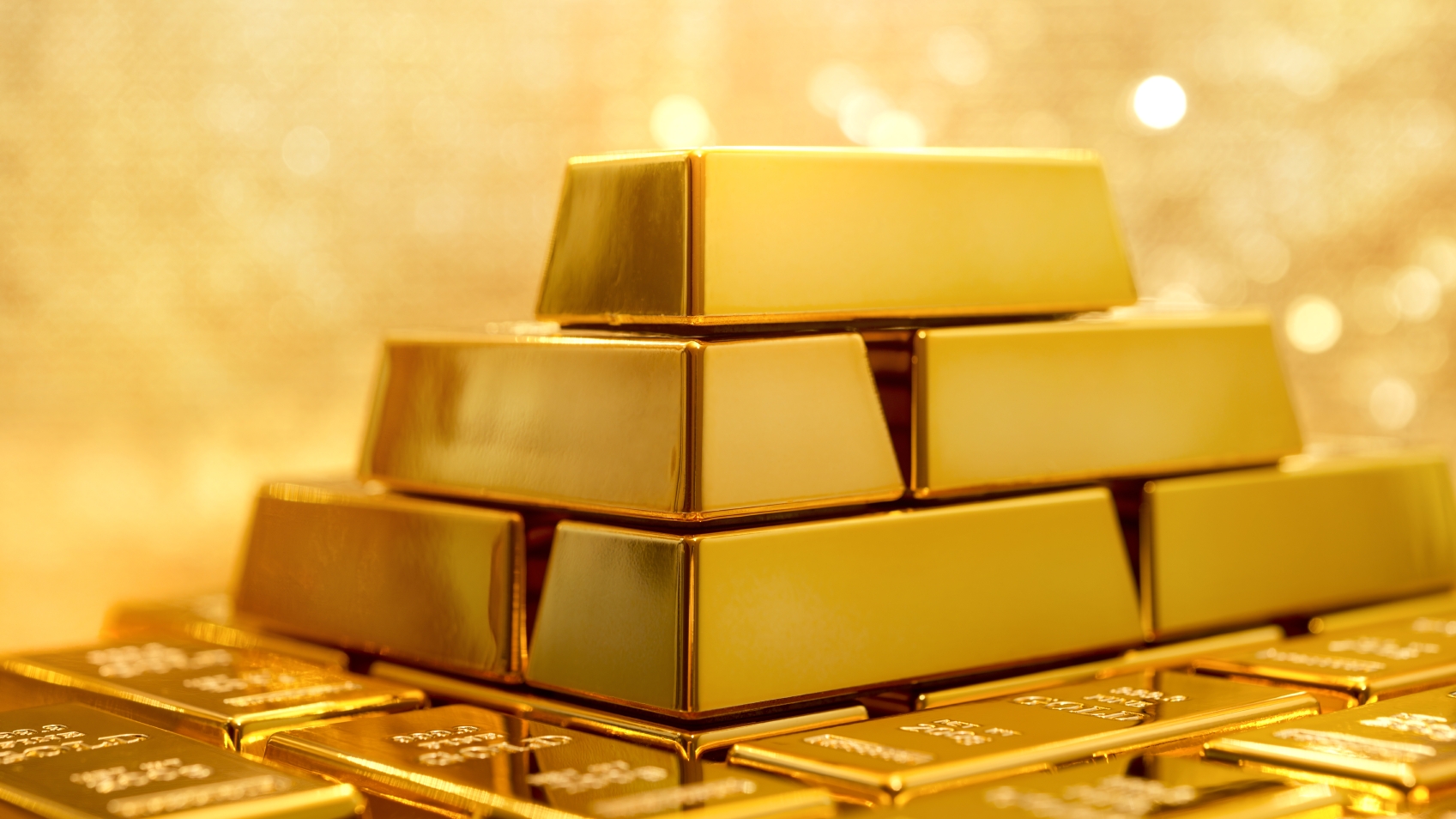 Giá vàng hôm nay 7/8: Vàng SJC duy trì quanh mức 67 triệu đồng/lượng