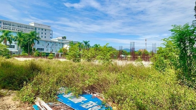 Tin bất động sản nổi bật trong tuần qua: Dự án bệnh viện hơn 1.000 tỷ đồng tại Quảng Ngãi "đắp chiếu" hơn 6 năm