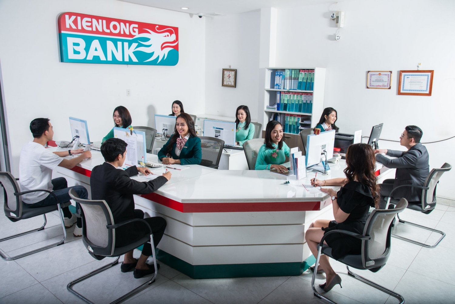 Tin ngân hàng ngày 8/8: KienlongBank được chấp thuận tăng vốn điều lệ lên 4.231 tỷ đồng