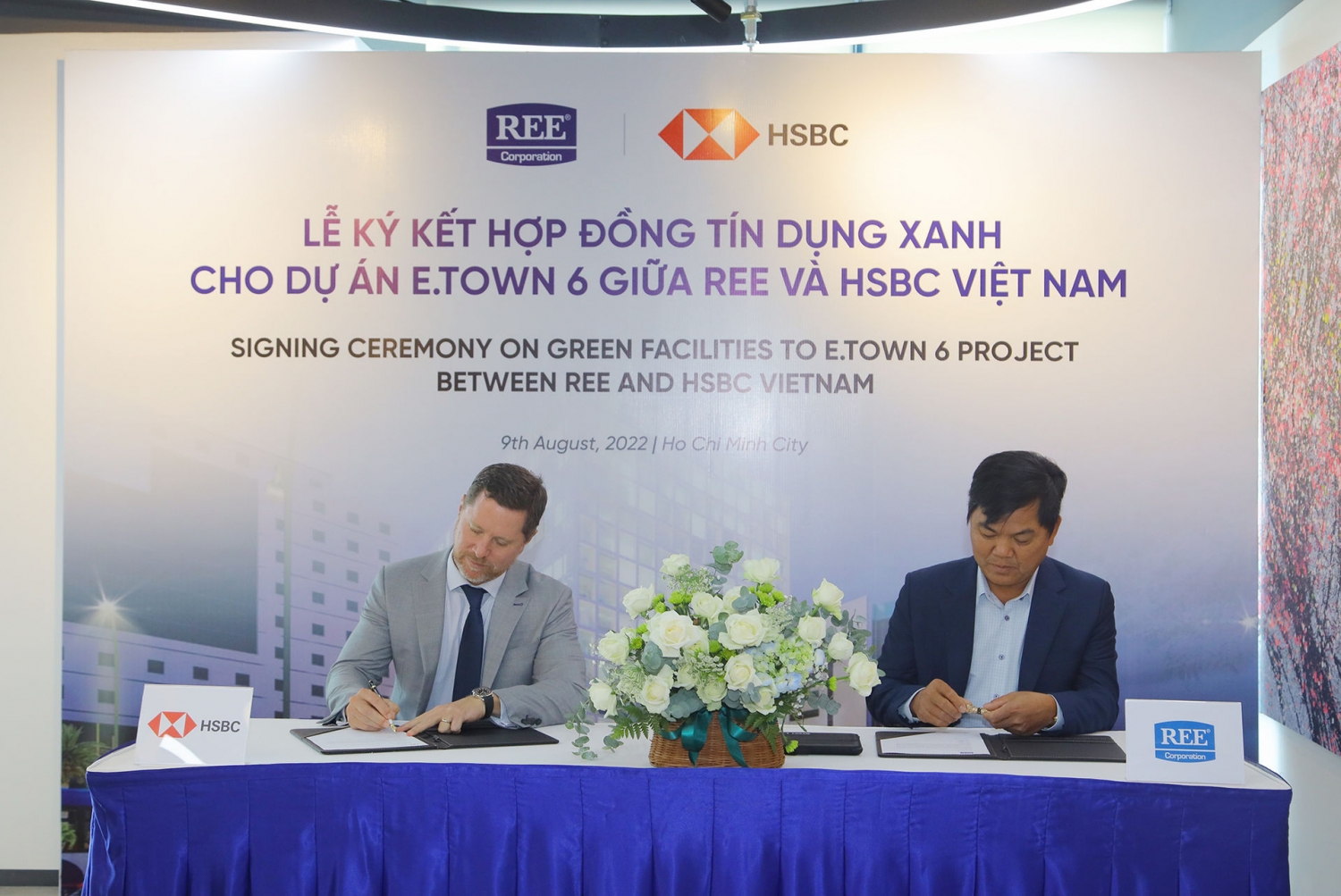 Tin ngân hàng ngày 12/8: HSBC Việt Nam tài trợ tín dụng xanh trị giá 900 tỷ đồng cho Tập đoàn REE