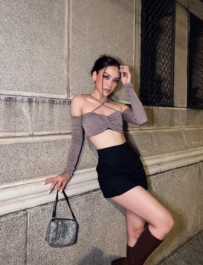 Gu thời trang đời thường trẻ trung, gợi cảm của Tân Hoa hậu Huỳnh Nguyễn Mai Phương Gu thời trang đời thường trẻ trung, gợi cảm của Tân Hoa hậu Huỳnh Nguyễn Mai Phương