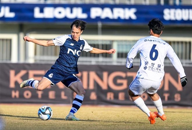 Đại diện bác tin Văn Toàn rời Hàn Quốc về V-League