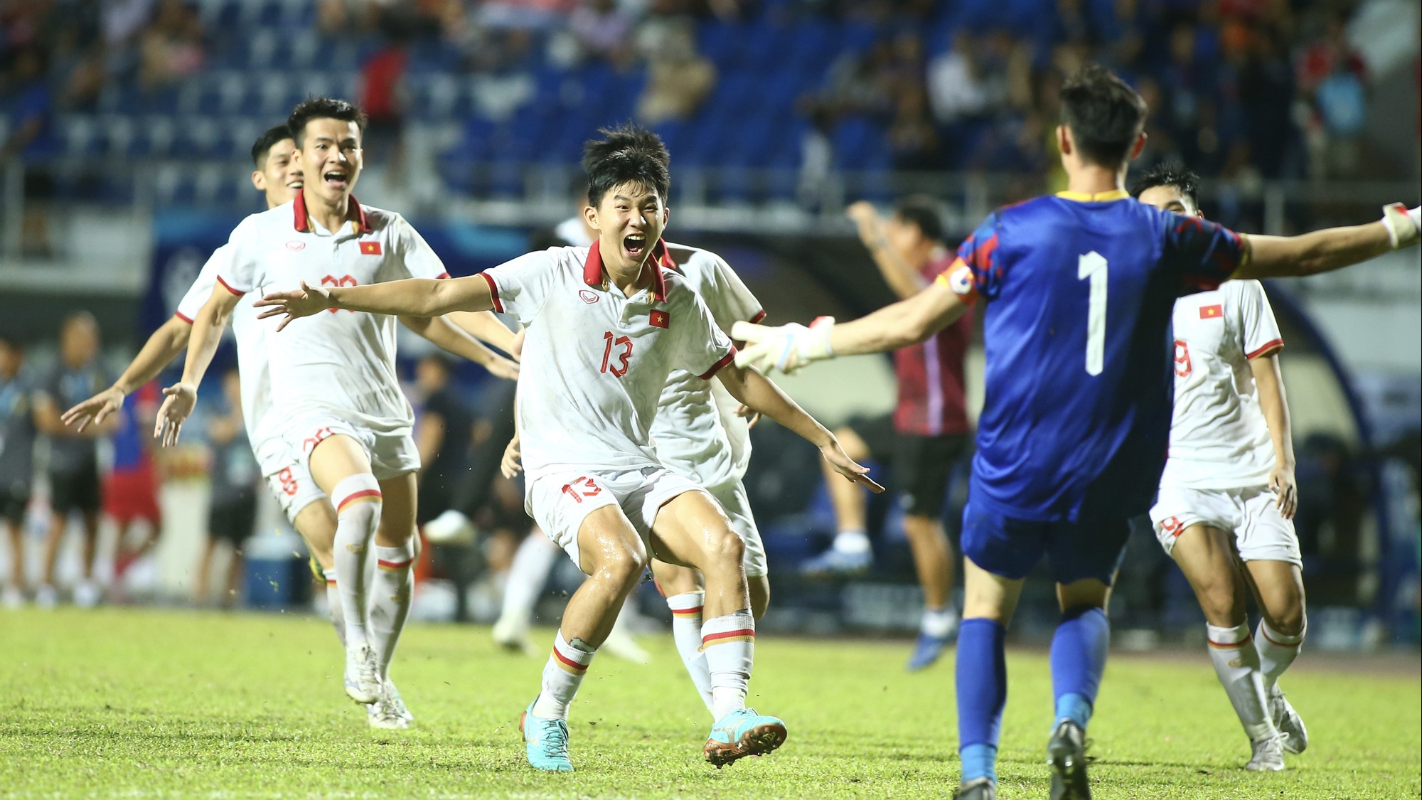 Thắng Indonesia ở loạt luân lưu, Việt Nam bảo vệ thành công ngôi vô địch U23 Đông Nam Á