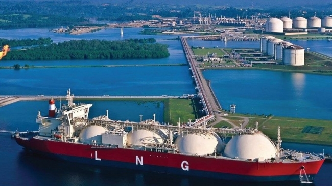 Các dự án LNG của Mỹ tăng phí xử lý do lãi suất cao