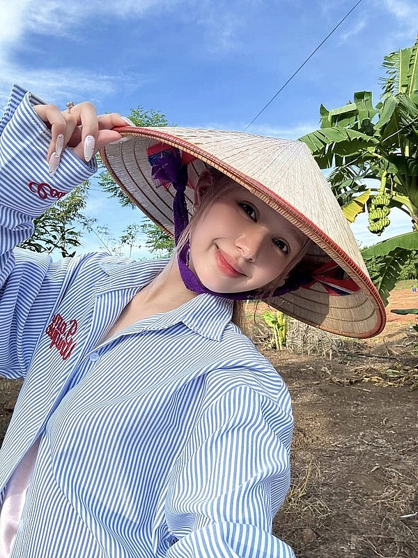 Xoài Non tung ảnh cưới sau kế hoạch tái hôn, netizen phản ứng sao? Xoài Non tung ảnh cưới sau kế hoạch tái hôn, netizen phản ứng sao?