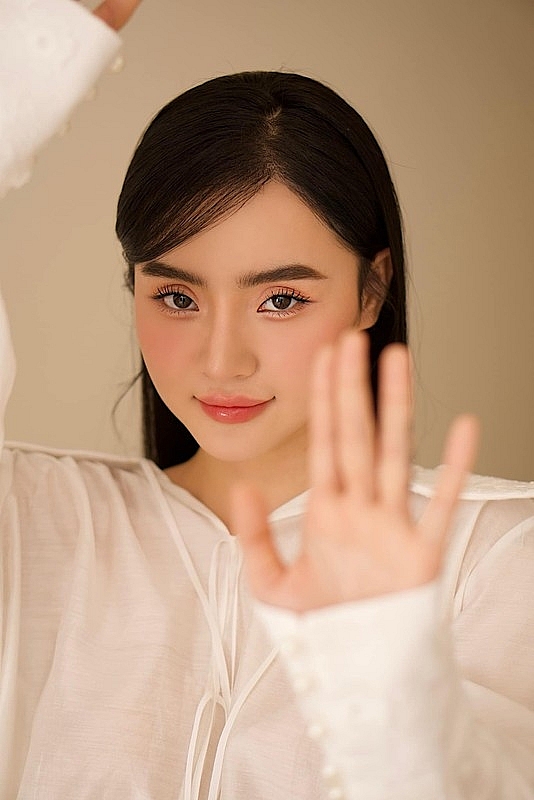 Dàn sao nhí “Mùi ngò gai” ngày ấy - bây giờ ra sao? Dàn sao nhí “Mùi ngò gai” ngày ấy - bây giờ ra sao?